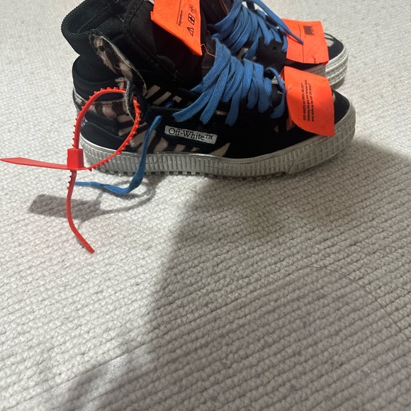 off white sneakers - Picture 4 of 5